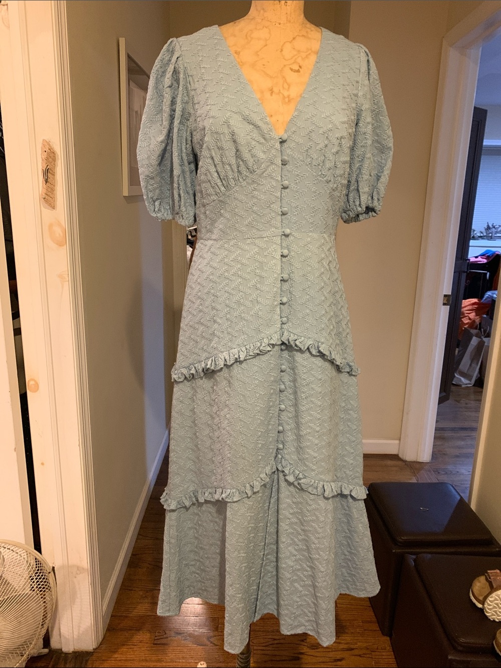 New no tags MINKPINK Pale Blue Textured Midi Dress with Puff Sleeves